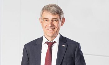 Franz-Xaver Bernhard von der Hermle AG ist seit Januar neuer Vorsitzender des VDW und des Fachverbands Werkzeugmaschinen und Fertigungssysteme im VDMA (Bild: Hermle).
