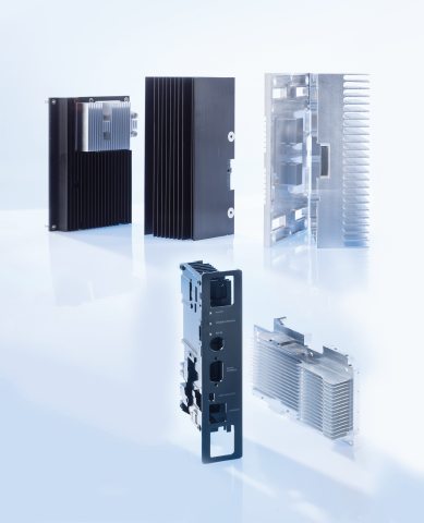 Für die bestmögliche Kühlung von Embedded-Systemen und Industrie-PCs werden maßgeschneiderte Lösungen angeboten (Bild: CTX).