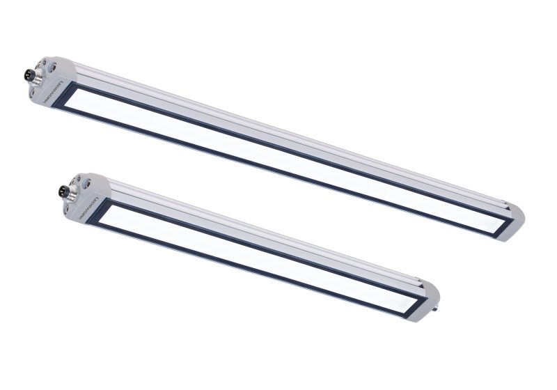 Die LED-Maschinenleuchte eignet sich besonders, um auch räumlich beengte Arbeitsbereiche bestmöglich auszuleuchten (Bild: LED2Work).