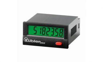 Spannungsversorgter Service-Impuls- und -Zeitzähler mit IO-Link-Schnittstelle sowie Multicolor-Display (Bild: Kübler).