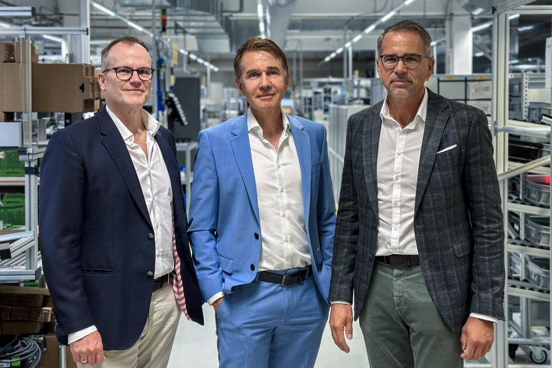 V. l.: Martin Huth, Geschäftsführer Vertrieb und Marketing, sowie die beiden geschäftsführenden Gesellschafter Gebhard und Lothar Kübler (Bild: Kübler).
