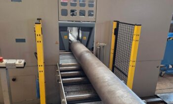 Individuell konfigurierte Sägelösung für anspruchsvolle Serienfertigung bei Liebherr-France (Bild: Meba).