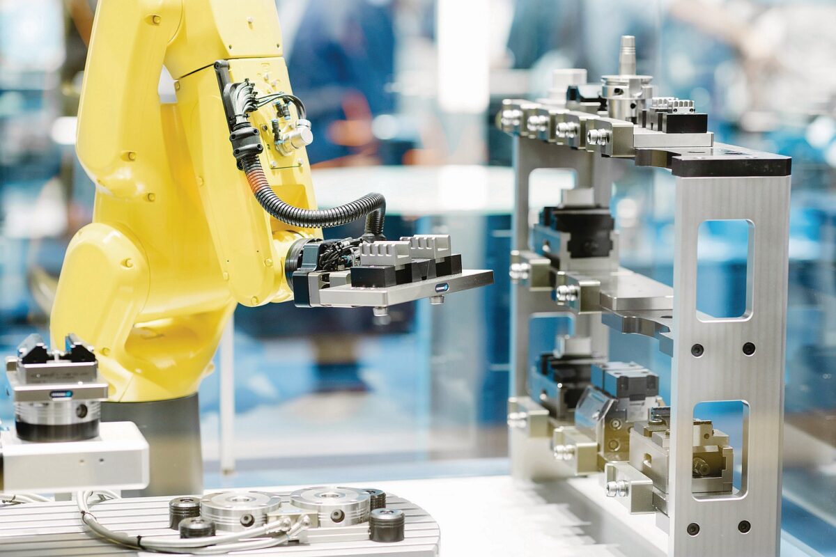 Auf der AMB zeigt Schunk Produktivitätshebel entlang der Prozesskette: von Werkstück- und Werkzeugspannung bis zur automatisierten Be- und Entladung der Maschine (Bild: Schunk).