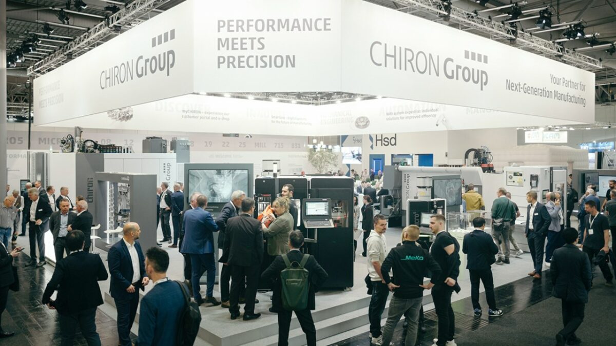 Messestand auf der AMB (Bild: Chiron).