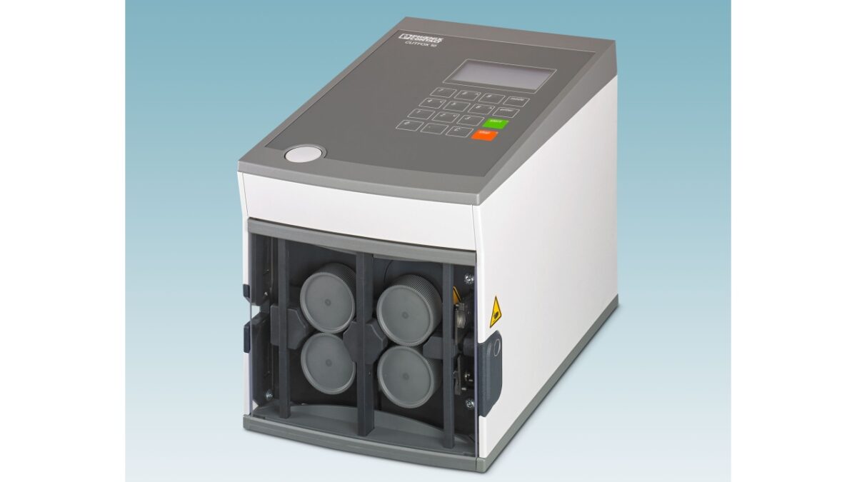Der überarbeitete Ablängautomat verarbeitet flexible Leiterquerschnitte bis 16 mm² (Bild: Phoenix Contact).