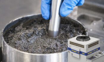 Die Feinstfiltration extrahiert Hartmetall aus Schleifschlamm und entlastet Betriebe wirtschaftlich wie ökologisch (Bild: Vomat).