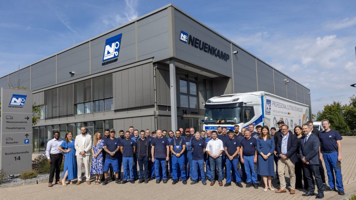 Team der Messerfabrik Neuenkamp (Bild: Neuenkamp).